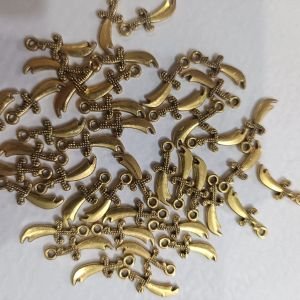 Antique Gold Mini Kirpan / Curved Dagger Charms – Textured Khanjar Sword Pendants with Side Hanging Loop