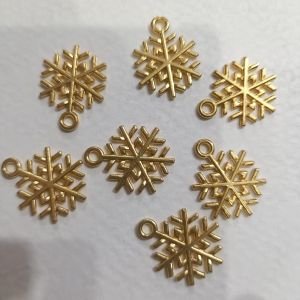 Antique Gold Mini Snowflake Charms – 3D Geometric Winter Snow Crystal Pendants with Top Hanging Loop